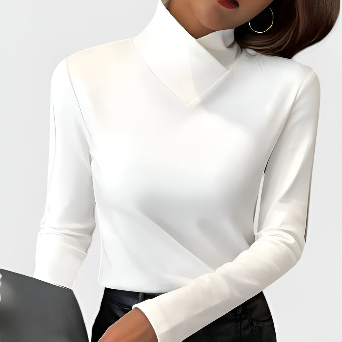 Yulienne™ | Light Turtleneck