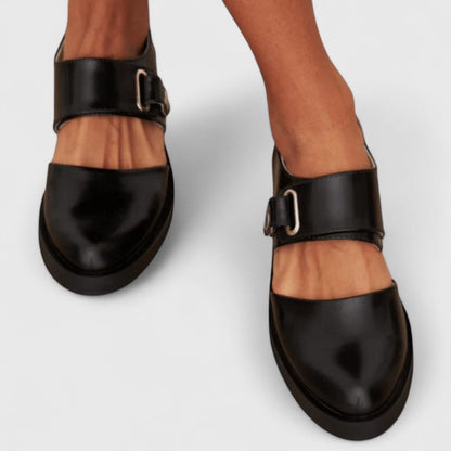 Lucia™ | Elegant Shoe with Timeless Class